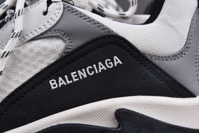 TRIPLES TRAINER SNEAKERS 2000132