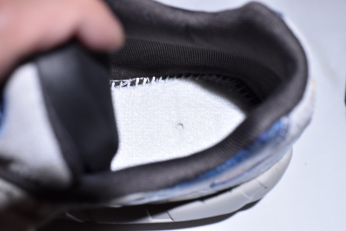 Nike mens Air Max 95 Graphic Prints "DAVE WHITE" 872640-200