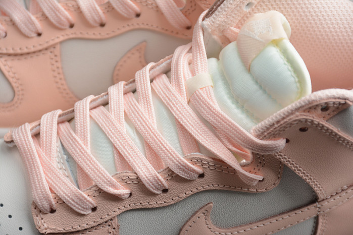 Nike Dunk High WMNS “Crimson Tint” DD1869-104