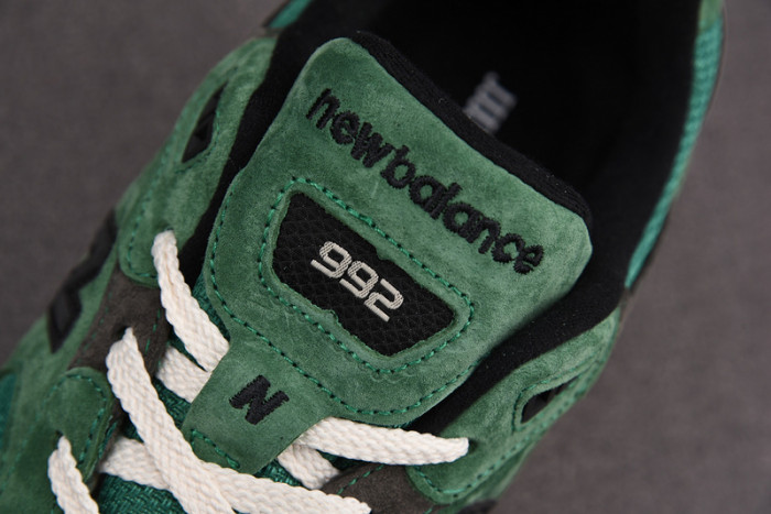 NEW BALANCE SNEAKER NB079