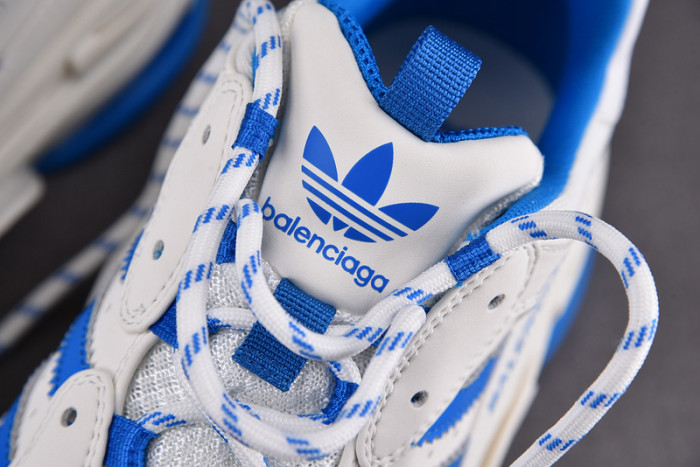 TRIPLES TRAINER SNEAKERS 2000120