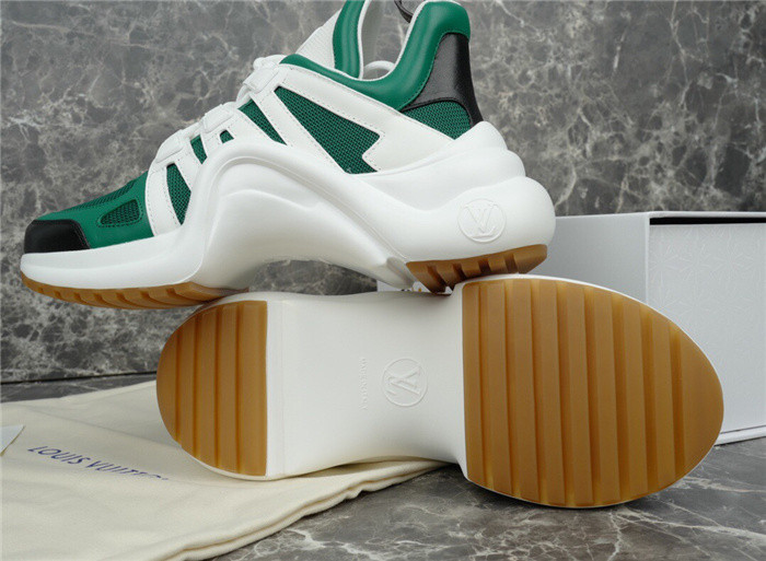 LV SNEAKER LV-000297