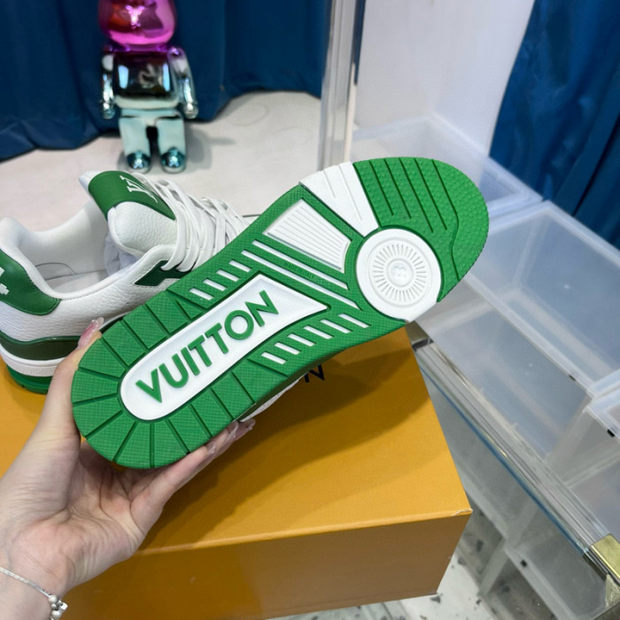 LV SNEAKER LV-000486