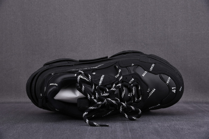 TRIPLES TRAINER SNEAKERS 2000128