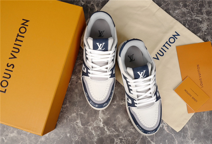 LV SNEAKER LV-000205