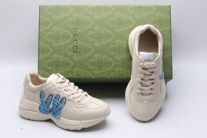 G*u*i* trainer sneaker60