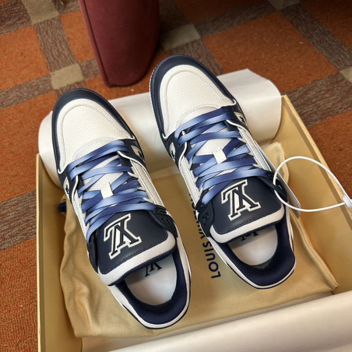 LV TRAINER SNEAKER LV-000585