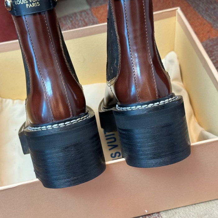 LV BOOTS L000049