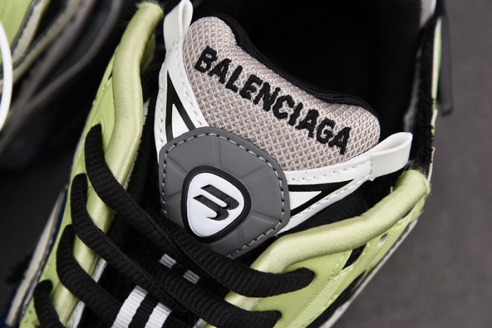 RUNNER SNEAKER RS008