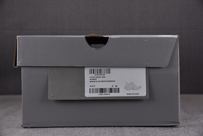 RUNNER SNEAKER RS022