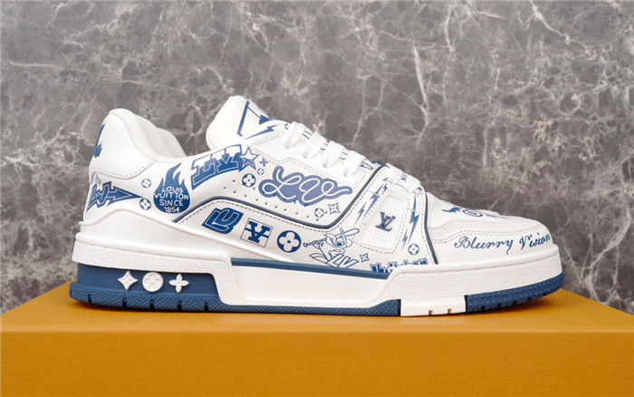 LV SNEAKER LV-000150