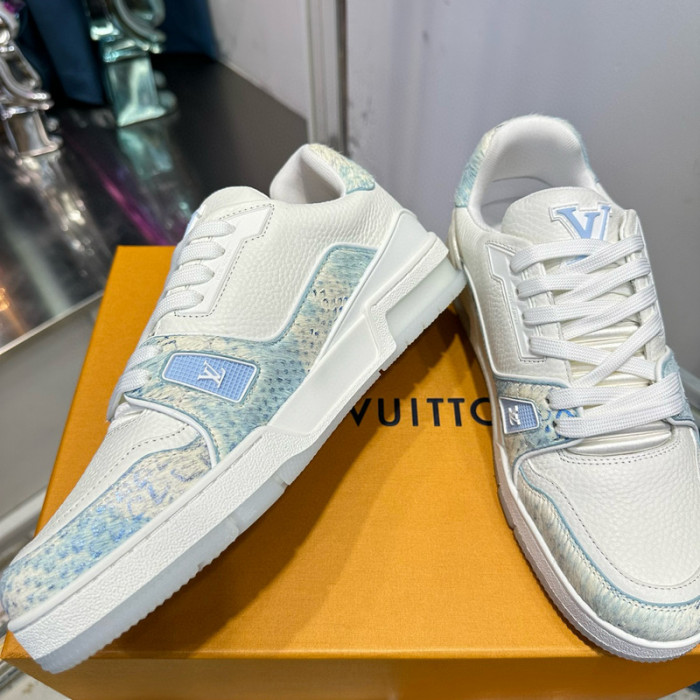 LV SNEAKER LV-000527