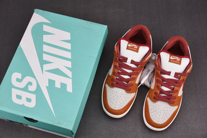 NIKE SB DUNK LOW PRO DAEK RUSSET CEDAR BQ6817-202