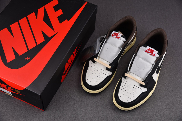 TRAVIS SCOTT X AIR JORDAN 1 LOW DARK MOCHA BLACK CQ4277-105