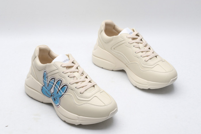 G*u*i* trainer sneaker60
