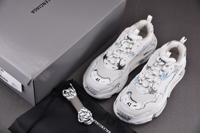 TRIPLES TRAINER SNEAKERS 2000117