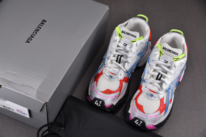 RUNNER SNEAKER RS097