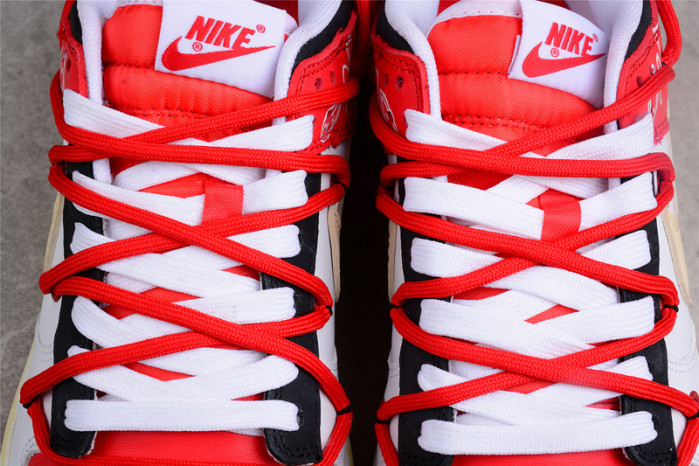 Dunk Low “University Red”