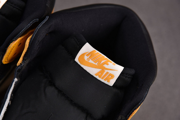 Air Jordan 1 High OG “Yellow Toe” 555088-711