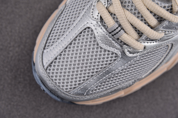 NEW BALANCE SNEAKER NB069