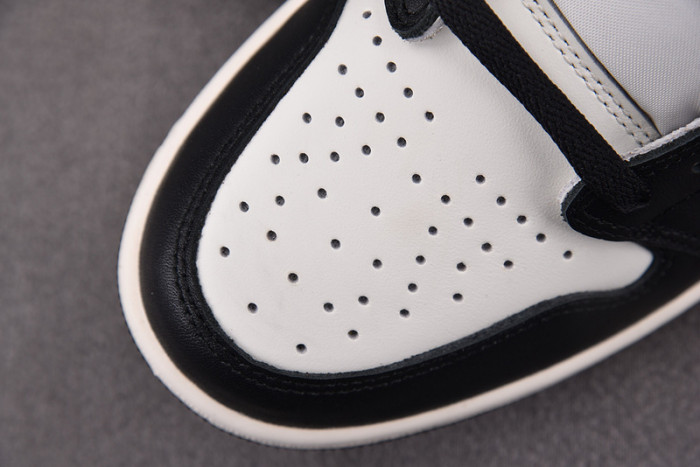 Air Jordan 1 Retro Low OG GS 