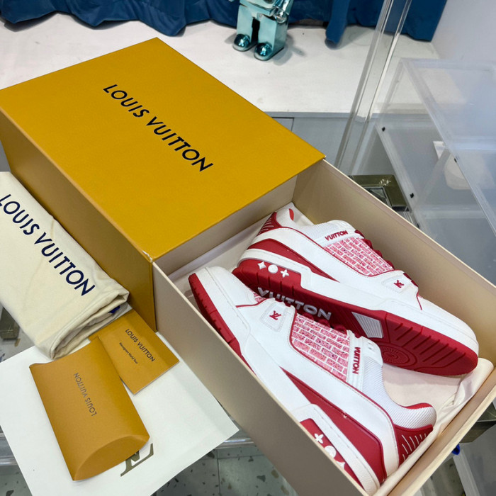 LV SNEAKER LV-000406