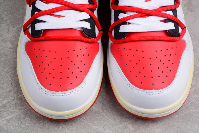 Dunk Low “University Red”