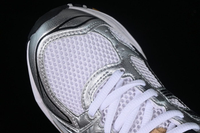 As*ic*s gel kayano 14 