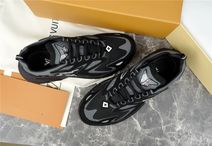 LV SNEAKER LV-000265