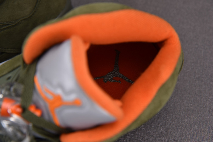 AIR JORDAN 5 "OLIVE" DD0587-308