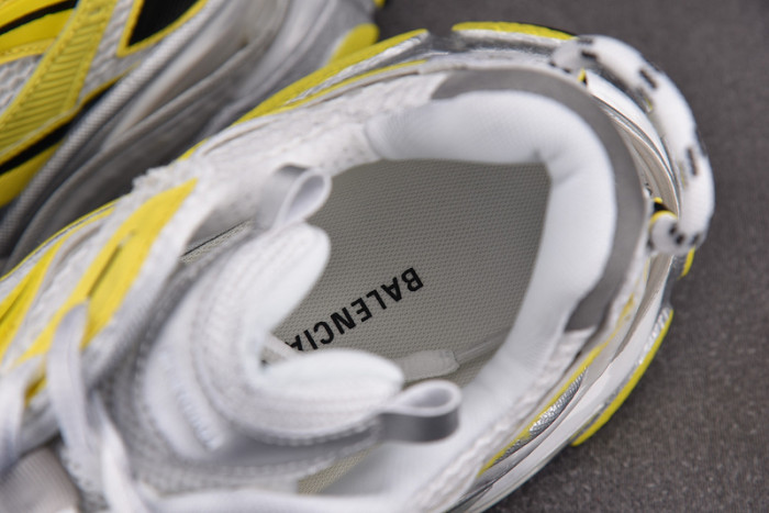 RUNNER SNEAKER RS062