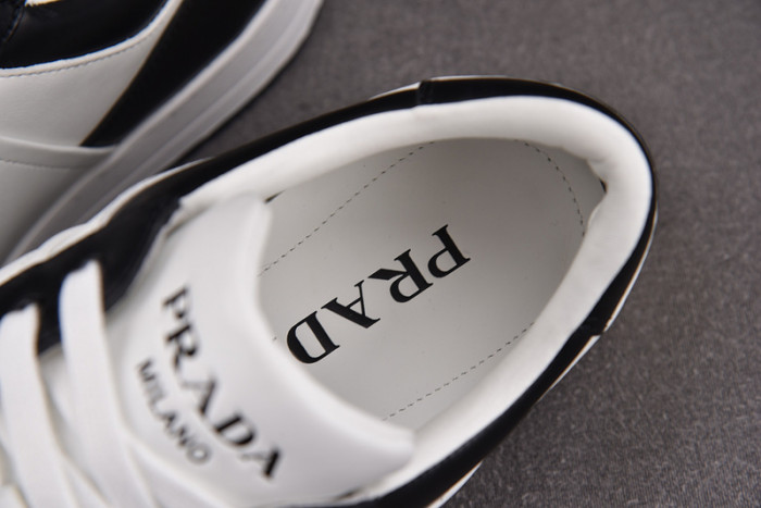 Pra*a snekaers p000101