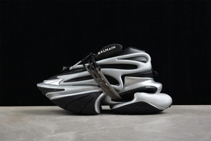 BALMAIN SNEAKERS BM024