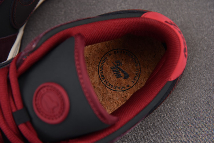 RIOT Skateshop x Dunk Low SB 