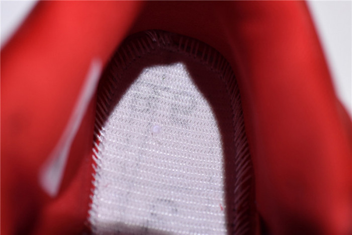 Air Jordan 4 Fire Red Gum Singles Day AV3914-600