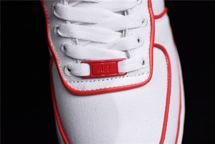 NIKE Air Force 1 High 07 LV8 806403-101