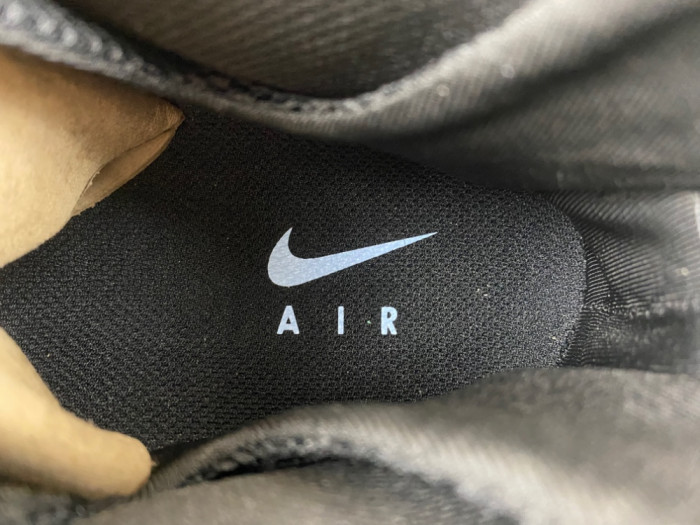 NIKE Air Foamposite One 