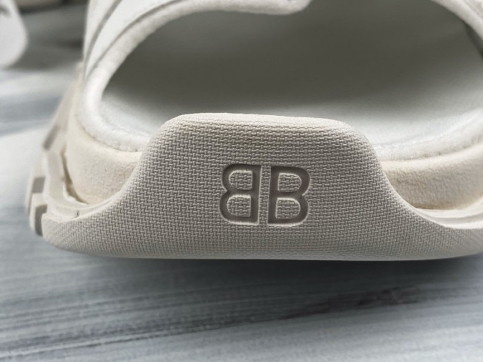 Track 4.0 Sandals white 617542 W2CC1 9000